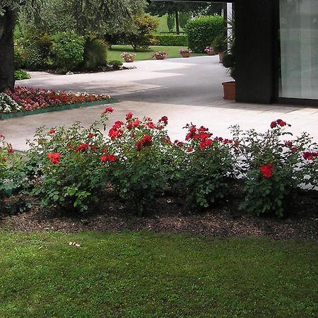 Hotel Giovanni Padova Bagian luar foto